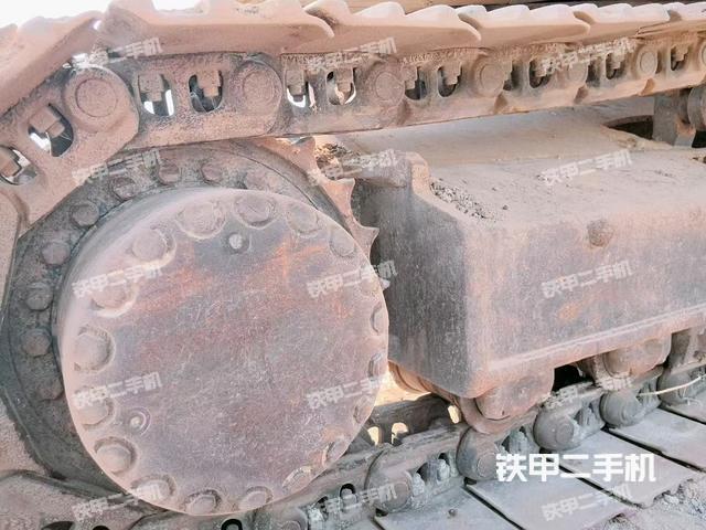 單側履帶整體（整機外觀）