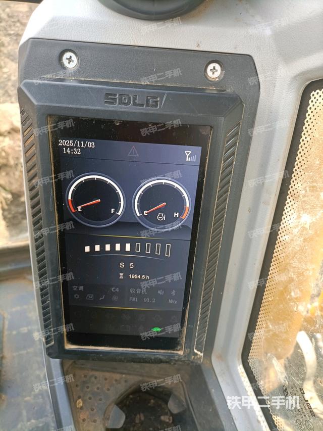 顯示屏?（駕駛室部分）