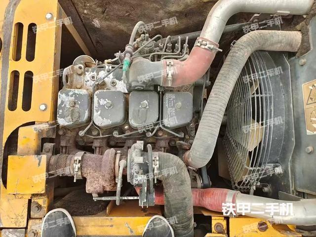 发动机整体俯视（整机外观）