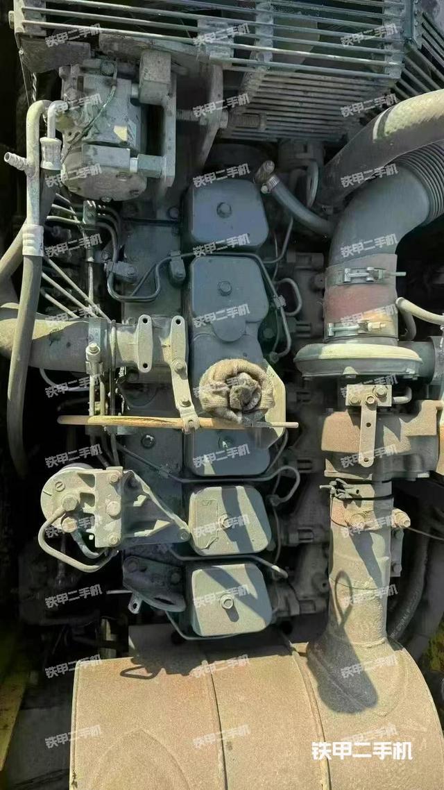 發(fā)動(dòng)機(jī)整體俯視（整機(jī)外觀）