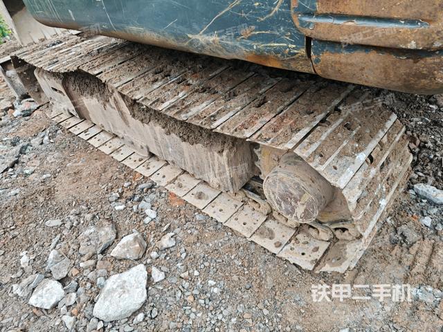 左侧履带整体 （行走机构）