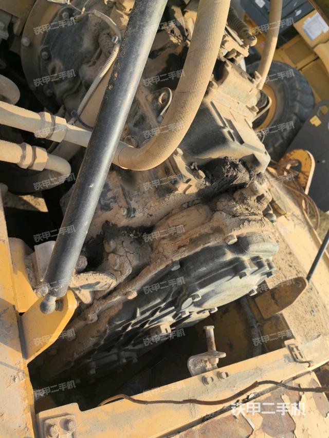 风扇及皮带（压路机发动机舱）