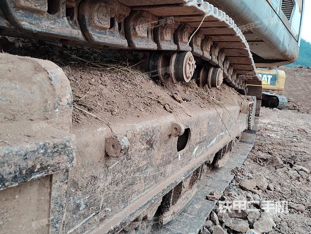 单侧履带整体（整机外观）