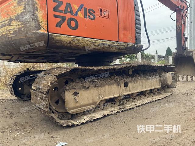 單側(cè)履帶整體（整機(jī)外觀）