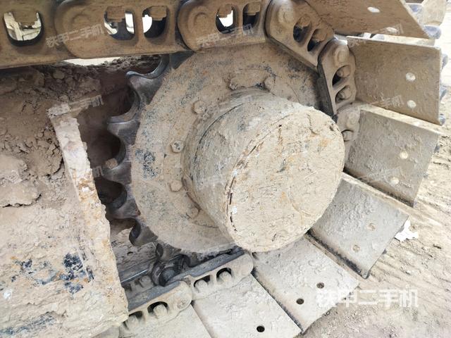 左驱动轮（行走机构）