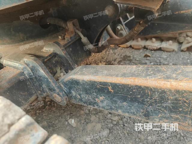驾驶室整体（整机外观）