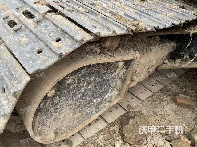 單側(cè)履帶整體（整機(jī)外觀）