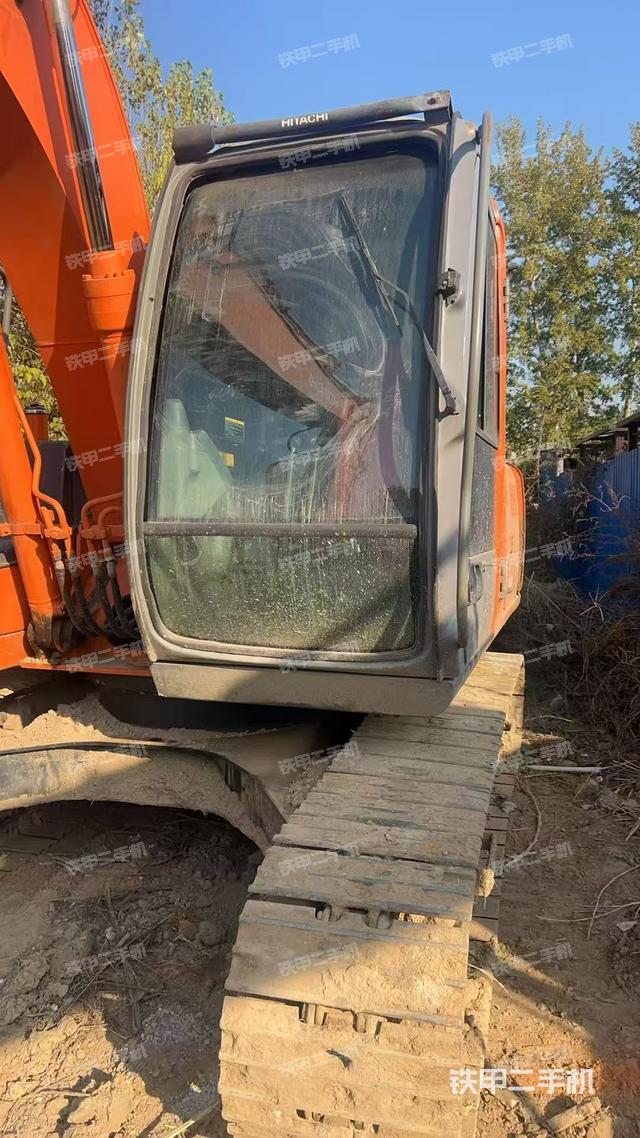 驾驶室整体（整机外观）