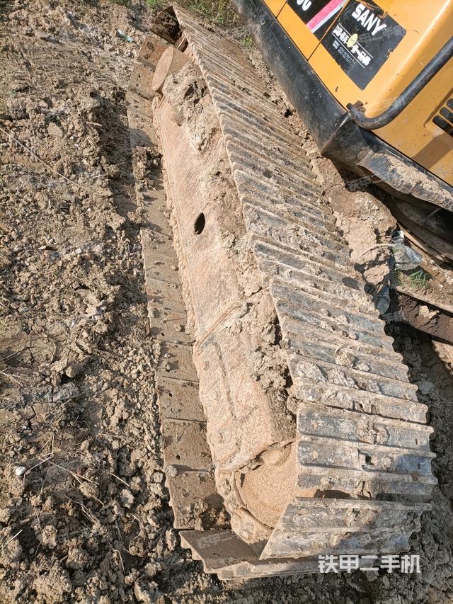 左侧履带整体 （行走机构）