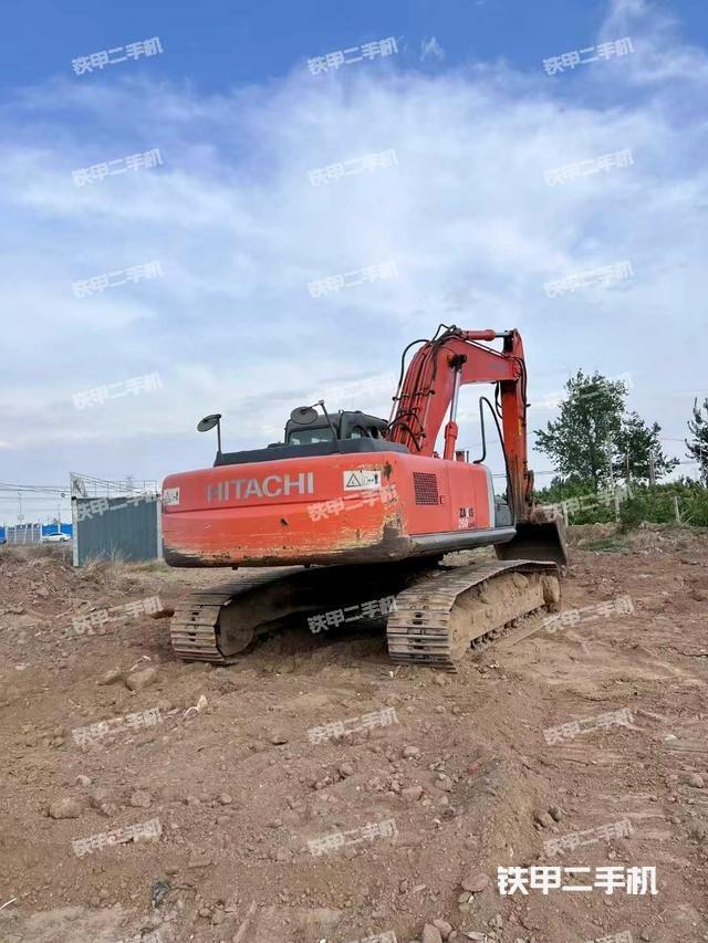 駕駛室頂部（整機(jī)外觀）