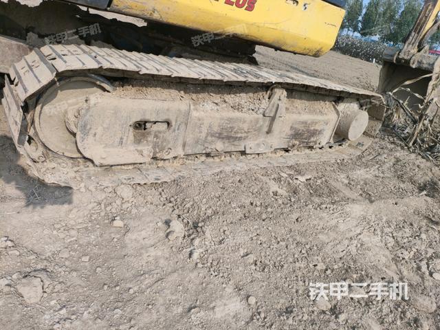 单侧履带整体（整机外观）