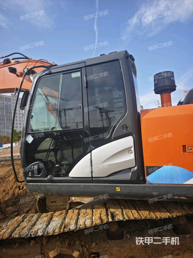 驾驶室整体（整机外观）