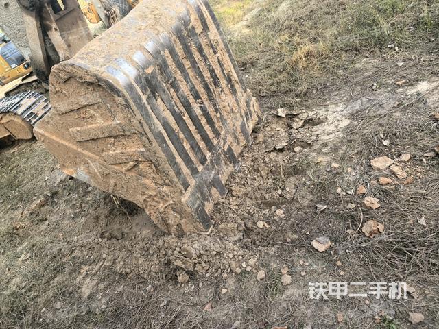 小臂整体左后（工作和回转装置）