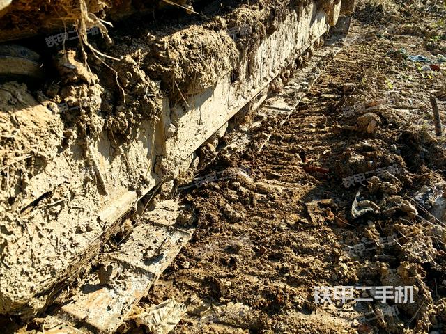 右侧履带整体（行走机构）