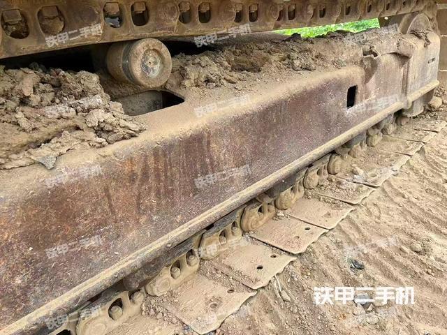 单侧履带整体（整机外观）