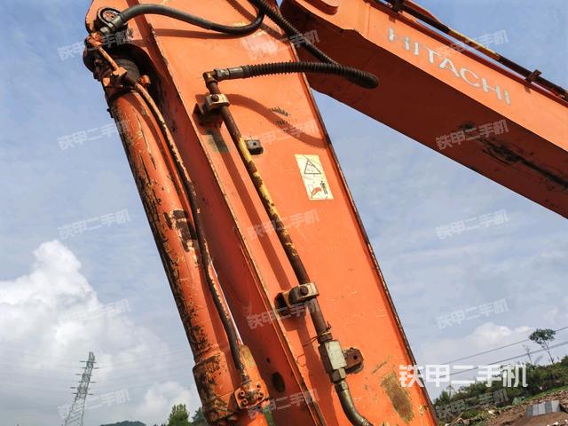 小臂整体左后（工作和回转装置）