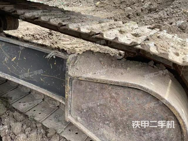 单侧履带整体（整机外观）