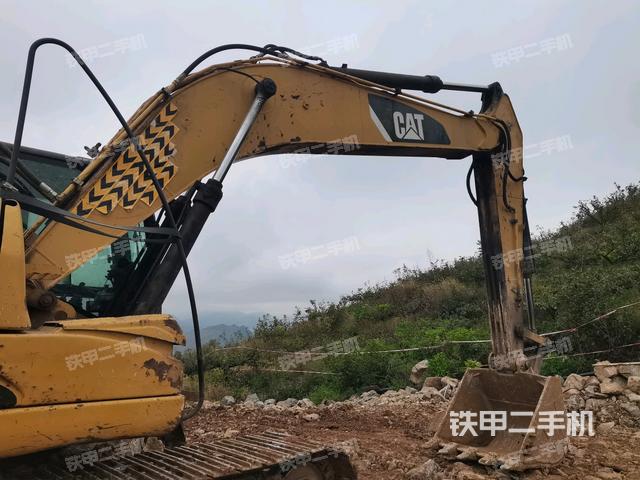 大臂整体 右侧（工作和回转装置）