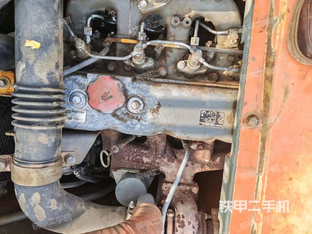 发动机室（上车部件）