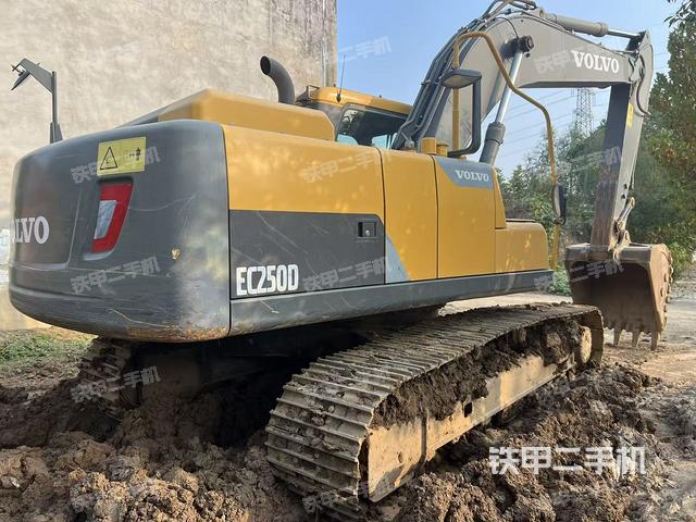 整机右后45°（整机外观）