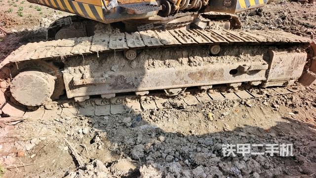 单侧履带整体（整机外观）