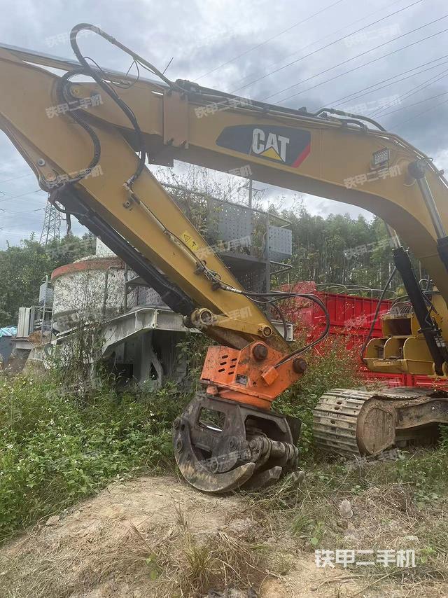 大臂整体 右侧（工作和回转装置）