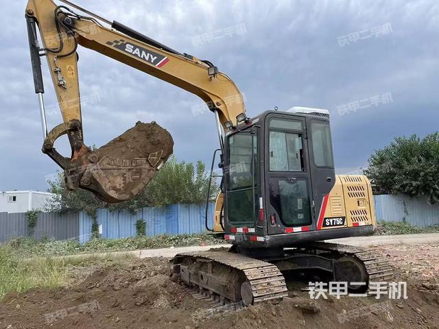 三一重工SY75C挖掘机