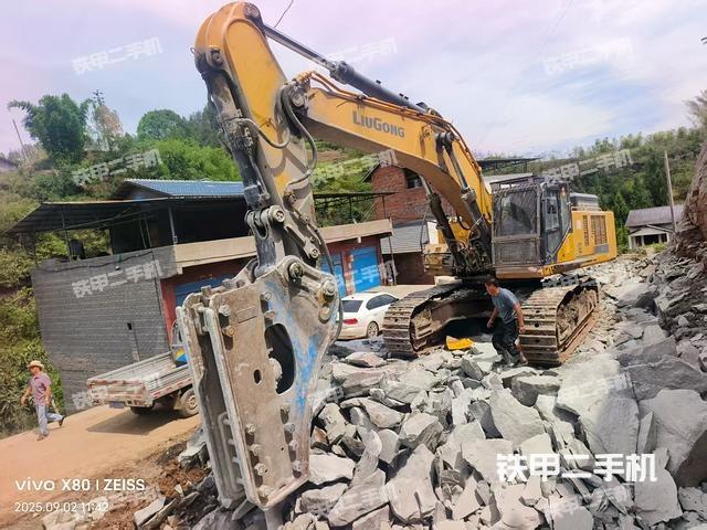 柳工CLG965EHD挖掘机