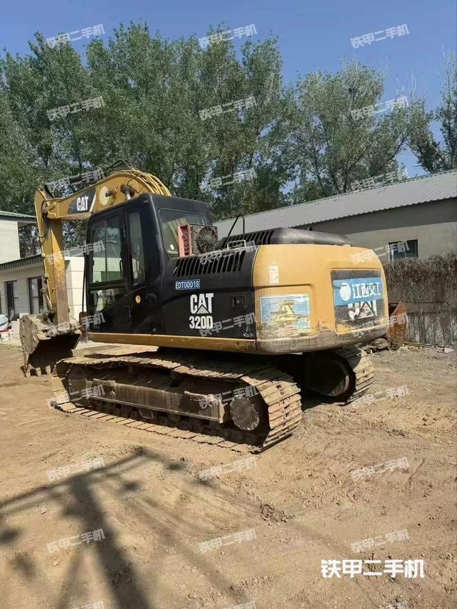 驾驶室整体（整机外观）