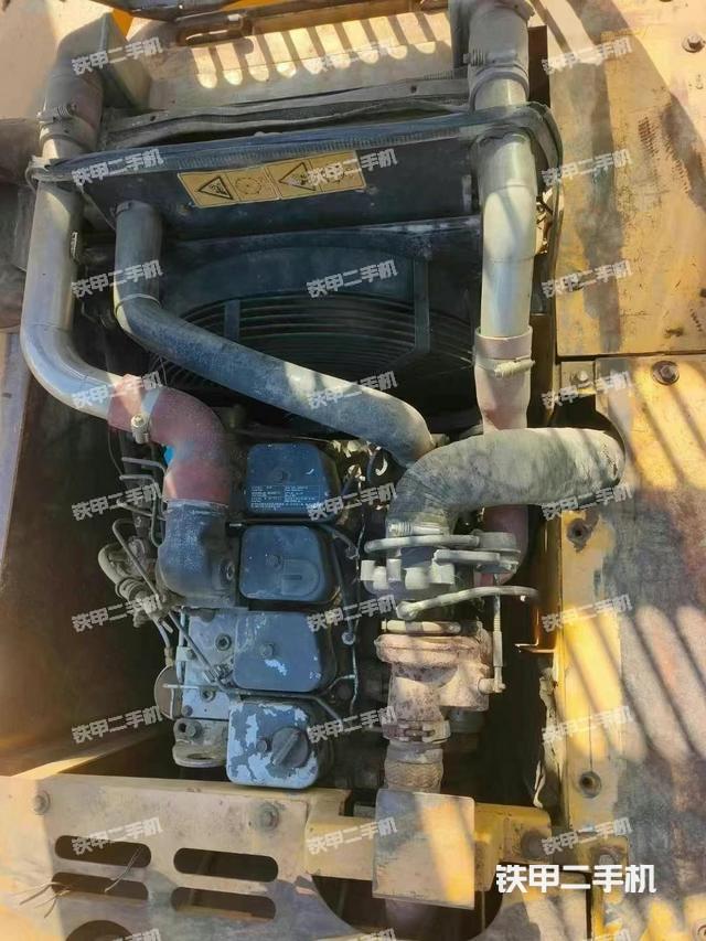 发动机整体俯视（整机外观）