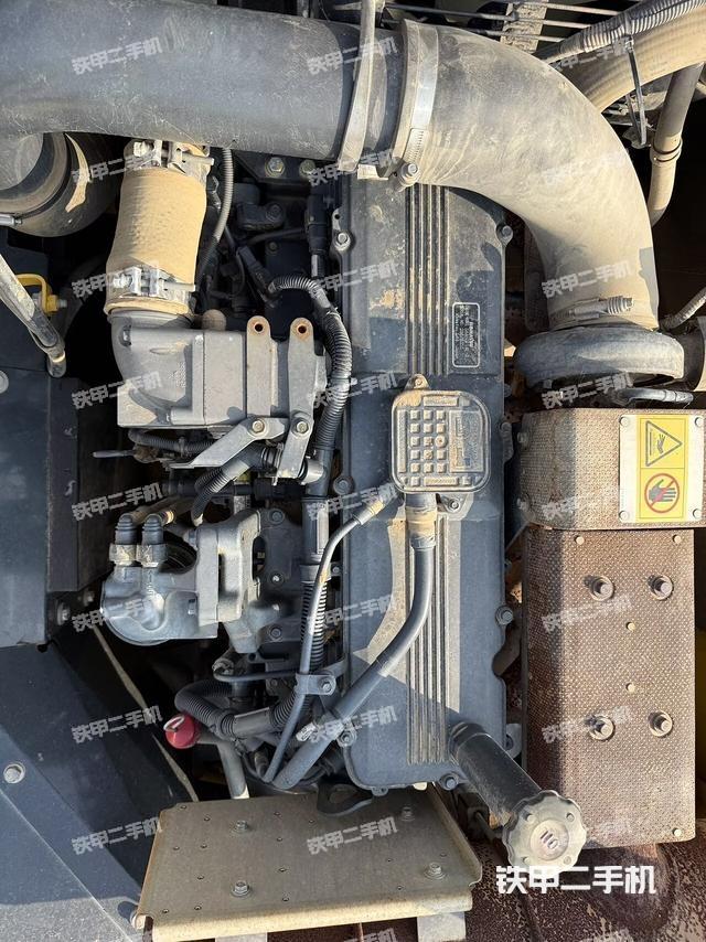 發(fā)動(dòng)機(jī)整體俯視（整機(jī)外觀）