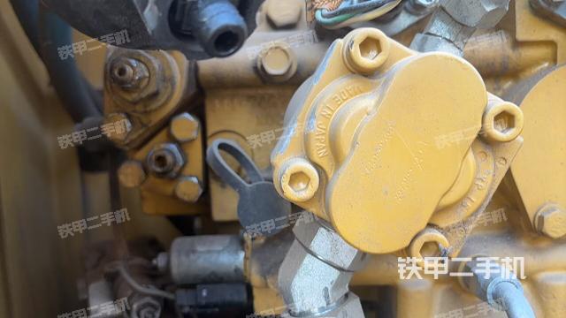 液压泵室（大件舱室）