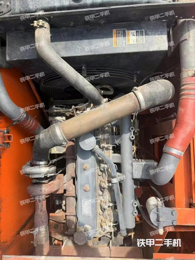 发动机整体俯视（整机外观）