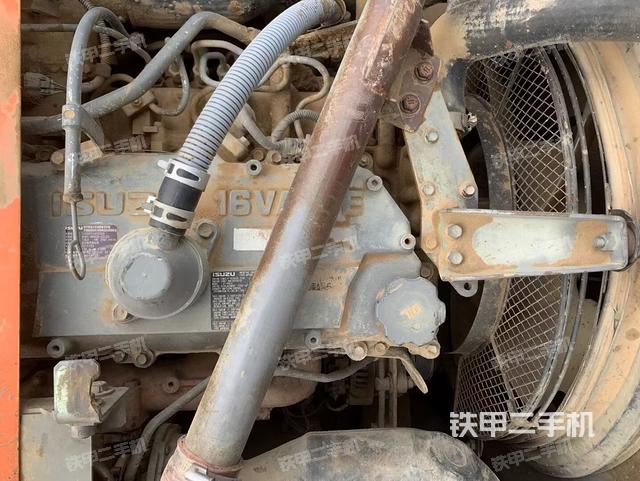 發(fā)動機整體俯視（整機外觀）