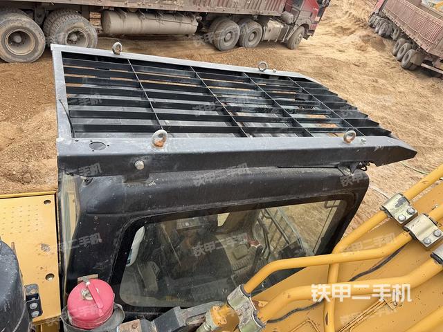 驾驶室顶部俯视（上车部件）