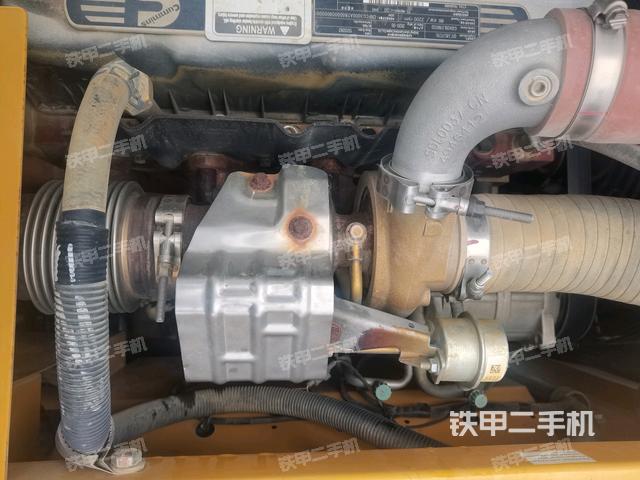 气门室盖螺丝特写（上车部件）