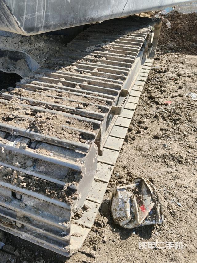 单侧履带整体（整机外观）