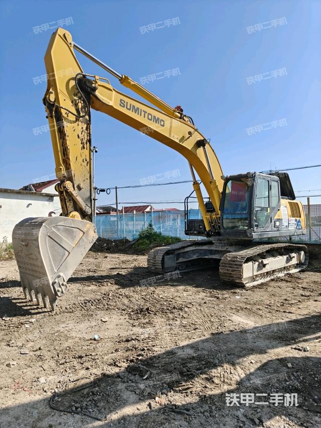 住友SH260LC-7挖掘机