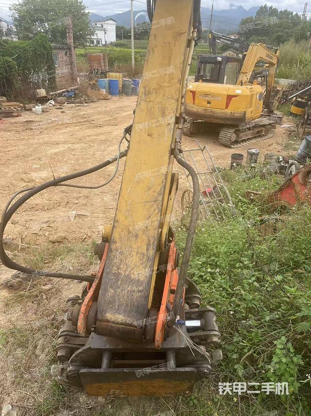 小臂整体左后（工作和回转装置）