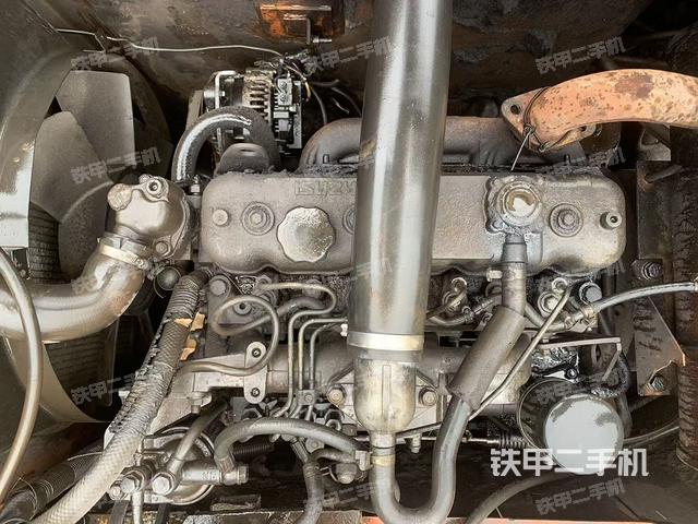 发动机整体俯视（整机外观）