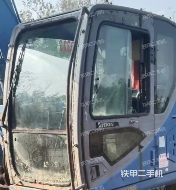 驾驶室整体（整机外观）