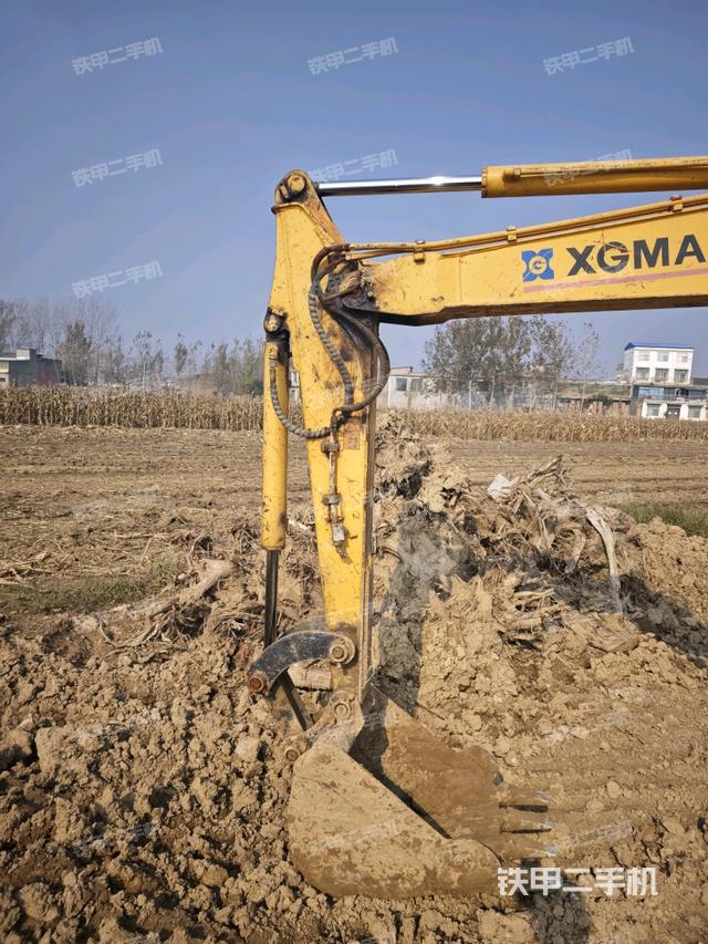 小臂整体左后（工作和回转装置）