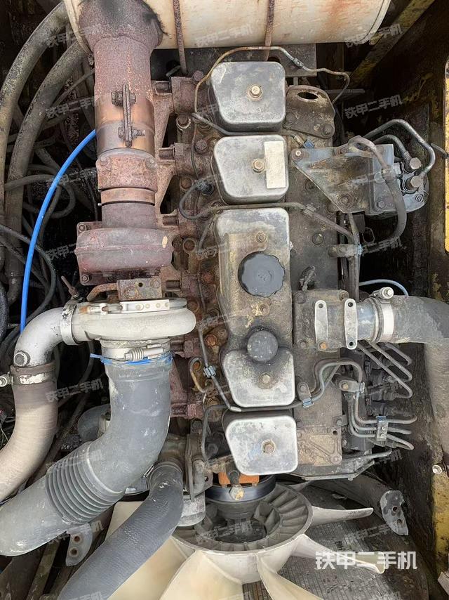 發(fā)動機(jī)整體俯視（整機(jī)外觀）