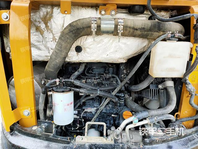 发动机整体俯视（整机外观）