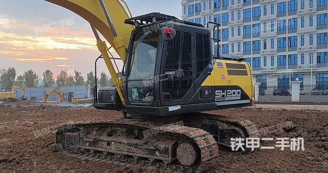 住友SH210-7挖掘机