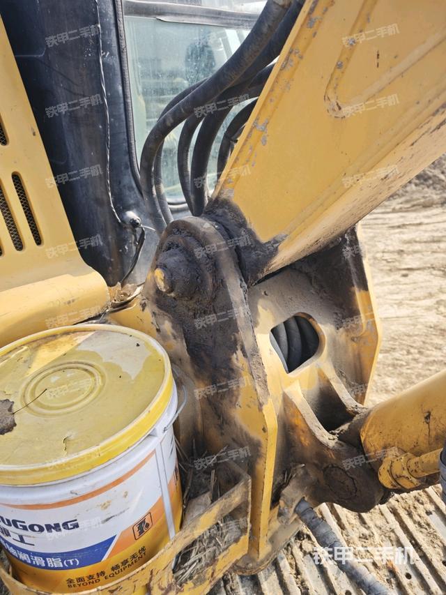 大臂根部 斜（工作和回转装置）