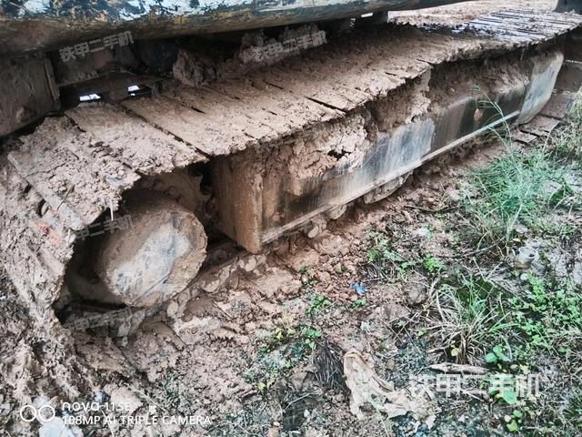 左侧行走马达盖板（行走机构）