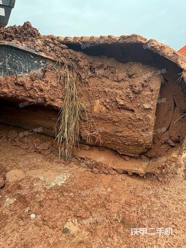 单侧履带整体（整机外观）