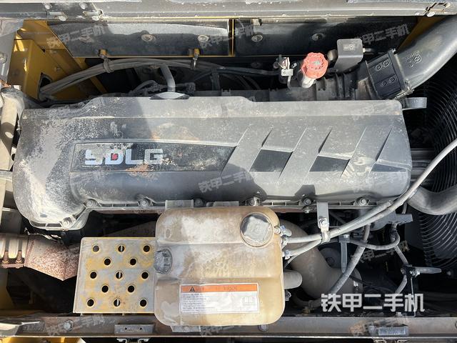 发动机整体俯视（整机外观）