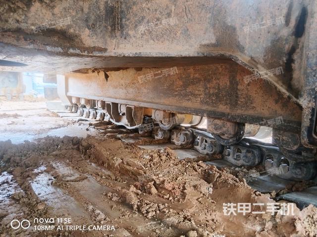 左侧行走马达盖板（行走机构）